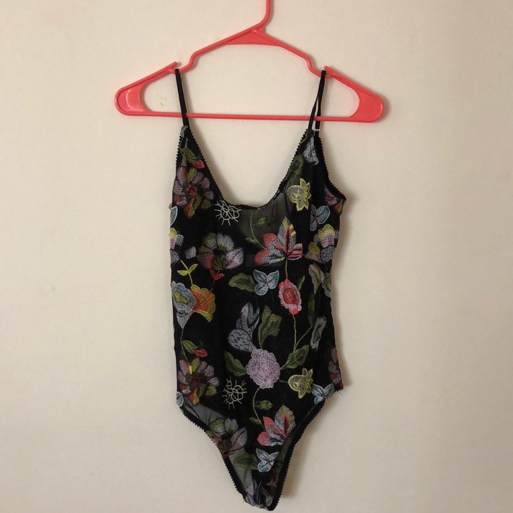 Never worn floral bodysuit